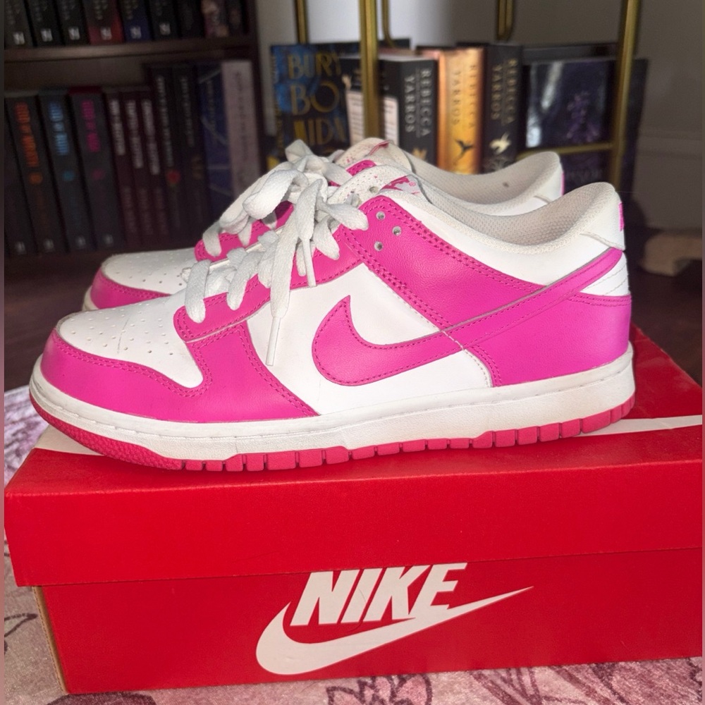 Pink Nike Dunks (big kids 7/womens 8)